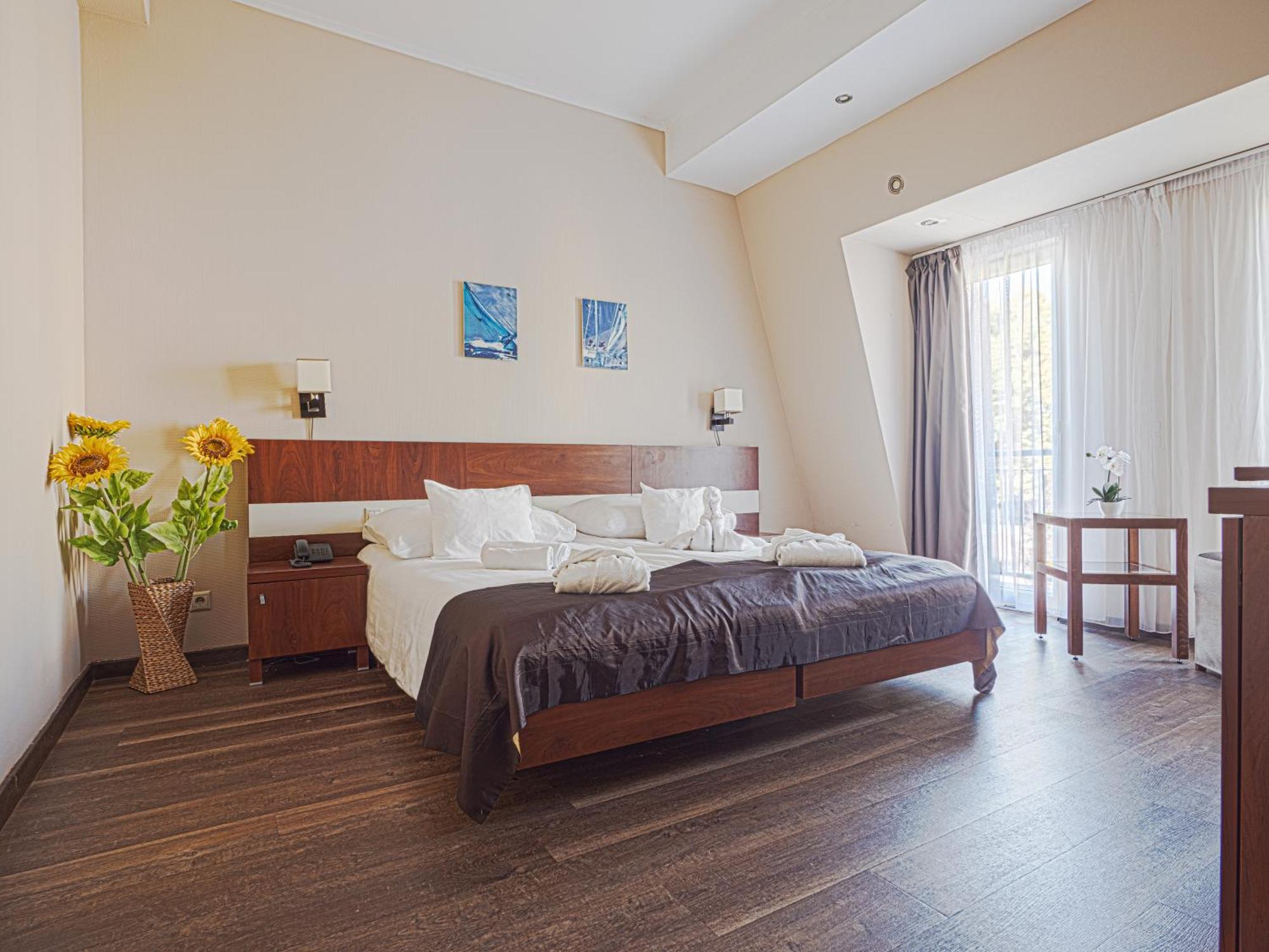 Holiday Beach Budapest Wellness Hotel With Sauna Park Dış mekan fotoğraf
